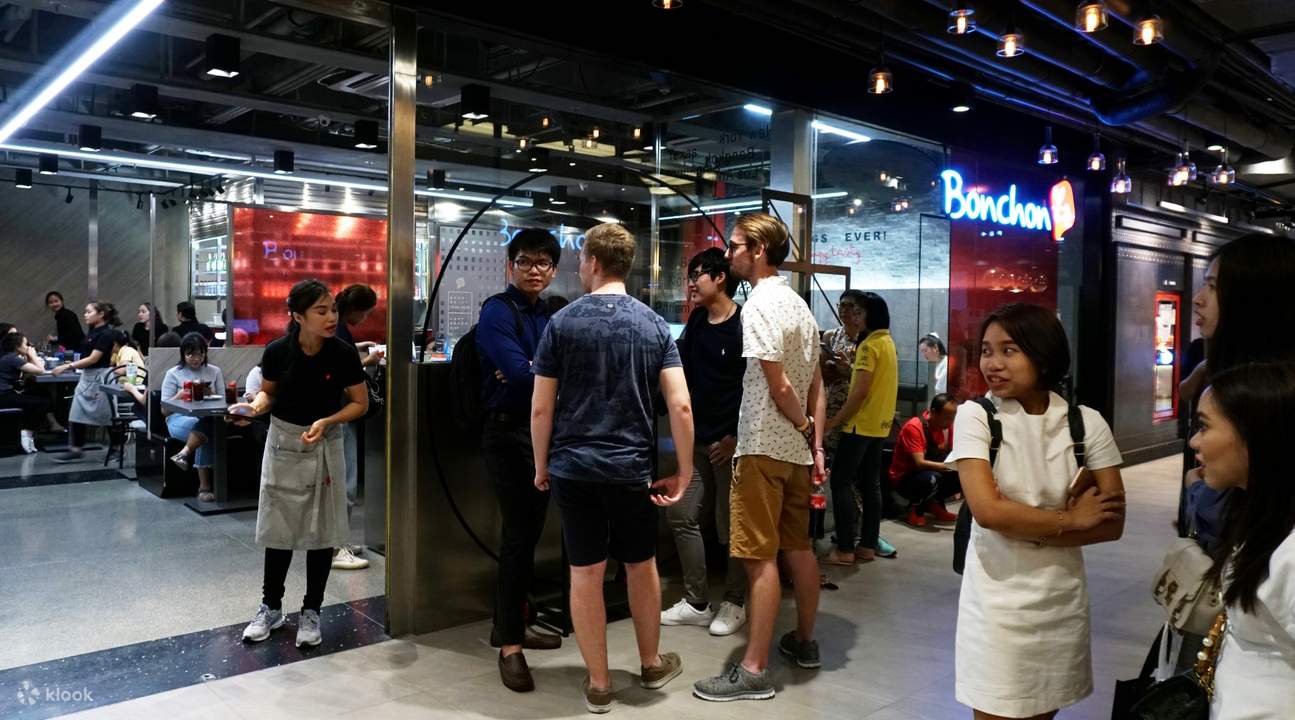 Снаружи ресторана Bonchon в Бангкоке